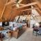 Cozy 3br A-frame Cabin Sauna Deck Views - 伍德兰帕克