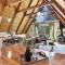 Cozy 3br A-frame Cabin Sauna Deck Views - 伍德兰帕克