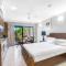 Blue Lagoon Resort Lakeside Apartment