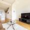 Charming Blend 2BR with Parking - ملبورن