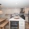 Tranquil 2-Bedroom Condo in Hidden Bay Relax & Enjoy Bay Views - 大洋城