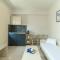 Rhoe Seaside Apartments