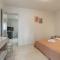 Rhoe Seaside Apartments