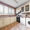 Large house with parking - Wanstead