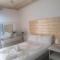 ERDA LAKESIDE Guesthouse