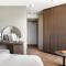Lingers Suites & Residence