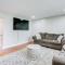 3 Mi to Dtwn Saginaw Spacious and Updated Home! - 萨吉诺