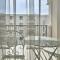 Modern 1BR with Pool and Parking - Varna