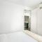 39-3 Newly renovated 3 BR Prime midtown sleeps 6