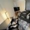Tardis Townhouse - Spacious and Comfortable - 德比