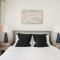 39-2 Renovated 3BR Prime Hudson Yards Area