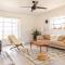 Navigate Stays retreat W Hot Tub Bobs Homestead - Joshua Tree