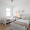 Ground Floor Gathering up to 9 guests BL387 - 基西米