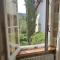 Chambre d'hôtes cœur de village 2-3 pers - maison avec jardin en bord de rivière
