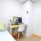Hongdae guesthouse Cocon Stay - Female only - Seul