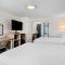 Spark By Hilton Grapevine DFW North