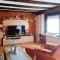 Two-Bedroom Apartment In Arrach