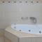 Eleon Villa by Booking Kottas - 尼亚·蒙达尼亚