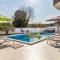Gorgeous Home In Pula With Sauna