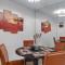 SW Arizona decorated 1 bedroom condo pool/hot tub