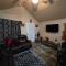 10-7 River Cabin - Nye
