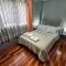 Zisarys House Apartment