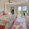 2306 Ocean Pointe Suites