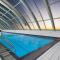 Modern 2BR 2Bath Darling Harbour Views, Pool, Parking, Spa & Gym