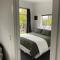 Modern & Comfy 2-Bedroom House - Newstead