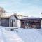 Amazing Home In Jøsenfjorden With Sauna - Gullingen
