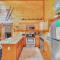 Ryder's View - Spacious 1 bedroom with GameRoom and Mountain Views! cabin - Севьервилл