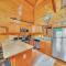 Ryder's View - Spacious 1 bedroom with GameRoom and Mountain Views! cabin - Севьервилл