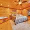 Ryder's View - Spacious 1 bedroom with GameRoom and Mountain Views! cabin - Севьервилл