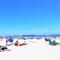 Gone Coastal 1 Block to Beach & Boardwalk AC - Hampton