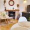 La Casita Denia, charming 2BR Townhouse with shared Pool, 1km to Beach