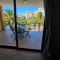 La Palmera - Island Club Canal Front