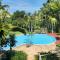 Beautiful spacious and quiet 2-bedroom apartment with pool - 圣吉尔莱班