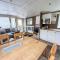 Brilliant Caravan With A Partial Sea View In Suffolk Ref 32026Az - Лоустофт