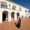 Isola Charm B&B - A Historic Villa near Punta Del Pero Beach