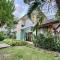 3 Bedrooms - 2 floor with garden in Prime Location - Thalang