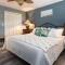 2402 Ocean Pointe
