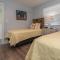 2405 Ocean Pointe Suites