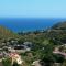 Casa Boo, House with Terrace, Amazing views and Private Shared Pool