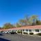 Chisholms Motor Inn