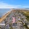The Addie Shack Pet Friendly Steps to Beach - 索尔兹伯里