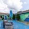Seaside Serenity Steps to Beach Deck & Porch - 索尔兹伯里