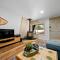 Cozy Modern Remodeled A-Frame with Grills & Deck - Heber
