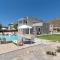 Villa Alexia by Villa Plus