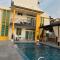 Fairy 2 Pool Villa 22 Pax Karaoke & Huge Event Space - Ipoh