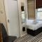 OYO Wave Crest Hotel